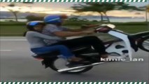 DANGEROUS MOTORCYCLE STUNT: COLLISION ON THE WRONG ROAD