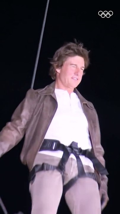 TOM CRUISE AT THE _PARIS2024 CLOSING CEREMONY_ (720P_HD)
