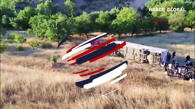 Malatya'da yolcu otobüsü devrildi: Çok sayıda yaralı var
