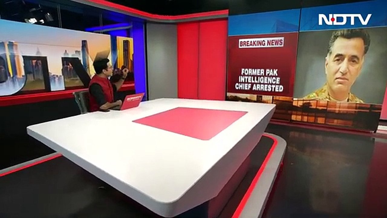 Pakistan Ex ISI Chief | Pakistan's Former ISI Chief Faiz Hameed Taken Into Army Custody