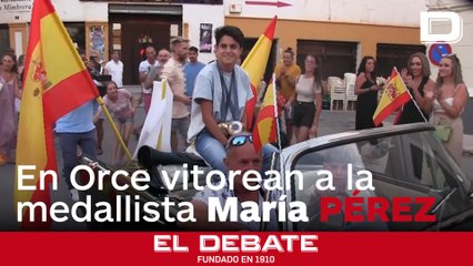 Cientos de personas vitorean en Orce a María Pérez, doble medallista olímpica en París