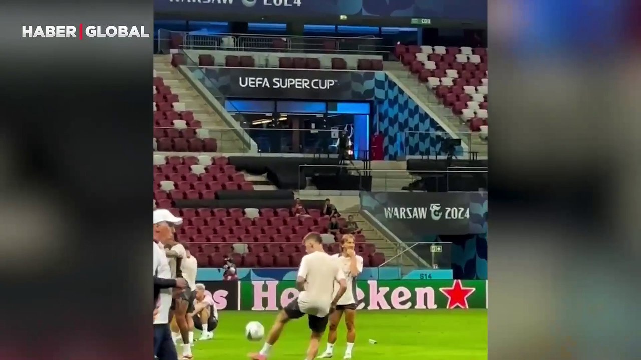 Muhteşem sol ayağıyla sektire sektire gelen Arda Güler, Courtois'yla kafa topu oynadı!