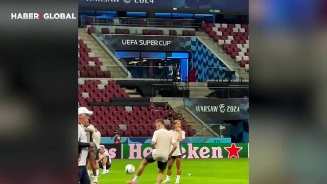 Muhteşem sol ayağıyla sektire sektire gelen Arda Güler, Courtois'yla kafa topu oynadı!