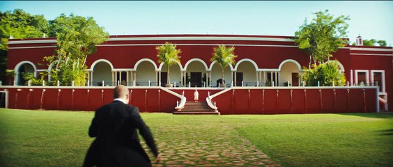 Parpadea dos veces - Tráiler oficial español 2