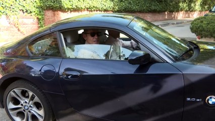 Jesús Vázquez sufre un accidente de verano y se une al "club del ojo morado"