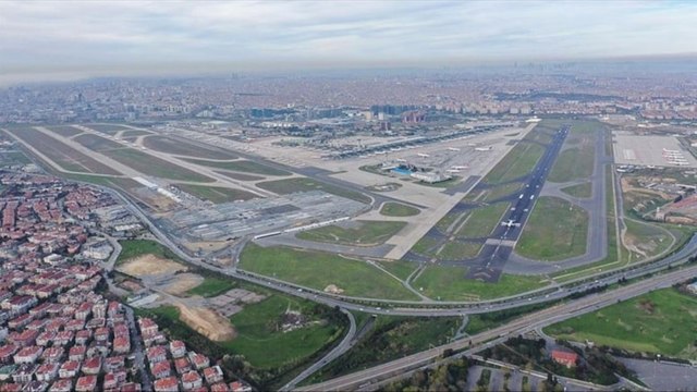 Yolcu uçakta rahatsızlandı; pilot iniş önceliği istedi
