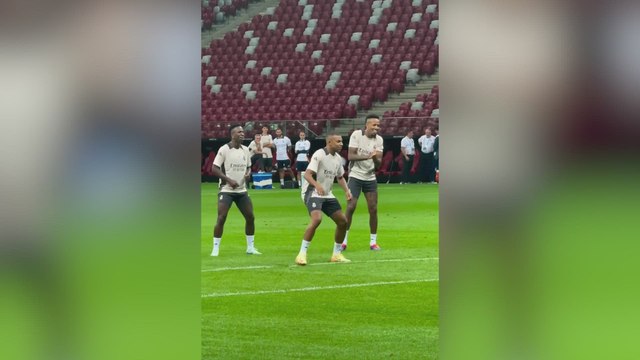 El vacile antes de que tirase a puerta que acabó en fallo de Mbappé: Vinicius lo ‘gafó’