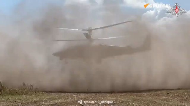 ▶️Des hélicoptères Ka-52 ont attaqué des troupes et blindés ukrainiens dans la région russe de KourskSelon la Défense russe, les équipages ont tiré des roquettes et des missiles Vikhr.