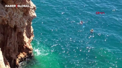 2 amatör dalgıç suyun altında buldu, sahil güvenlik böyle çıkardı!