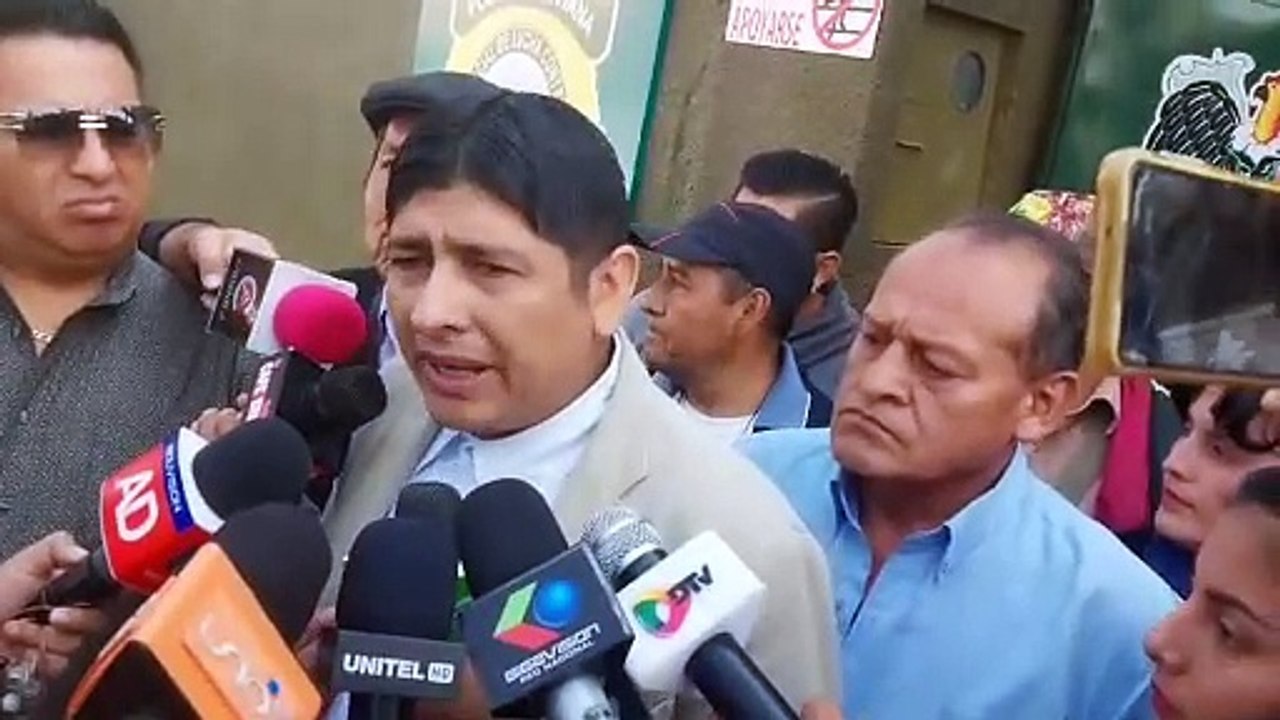 Diputado Rolando Cuéllar se pronuncia tras recuperar su libertad en Santa Cruz.