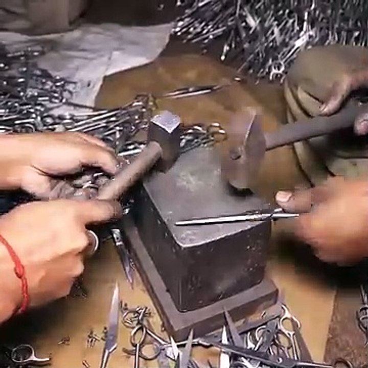 How Barbie Scissor Are Made (3)