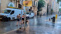 Una DANA llega a España y pone a 10 comunidades en alerta por lluvia, tormentas y fuerte oleaje