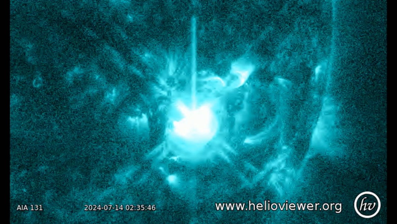 Sun Blasts X1.2-Class Solar Flare From Spacecraft