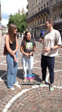 Allez, c'est quoi le pire cadeau à offrir à un enfant de 5-6 ans ? Faites-moi rêver en commentaires !