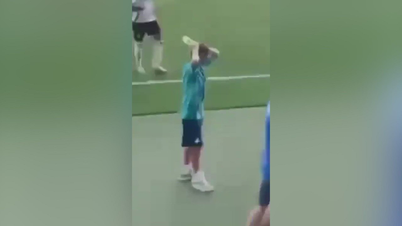 La petición de un niño a Adama Traoré que le dejó a cuadros: sí, es sobre eso que estás pensando...