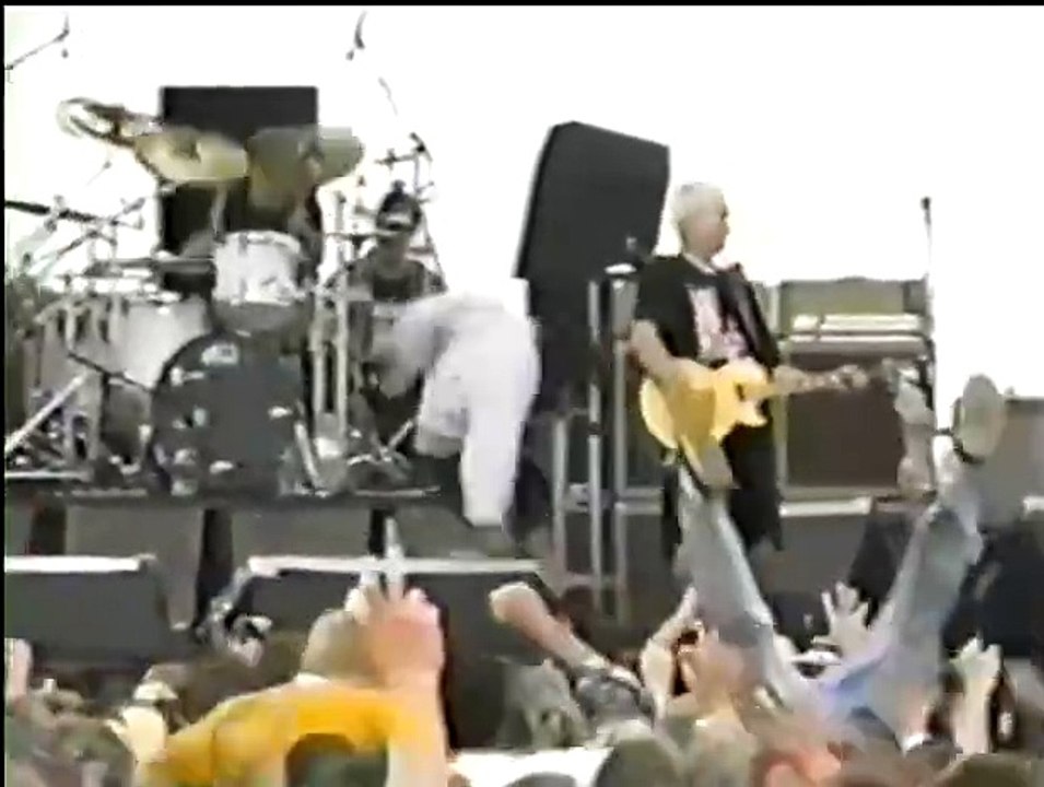 Pearl Jam - Deep (Drop In the park 92)