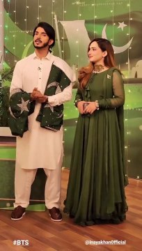 Pakistani drama actress 14th August celebrate krty huy