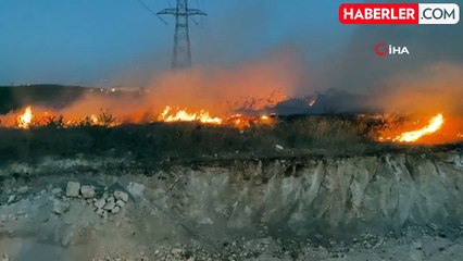 Başakşehir'de çayırlık alanda yangın evlere sıçramadan söndürüldü