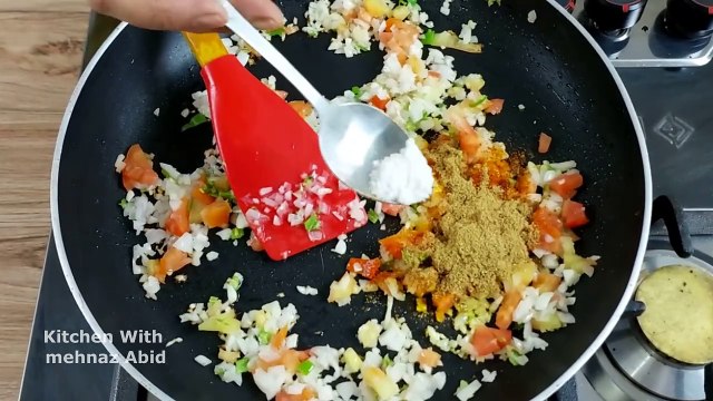 Breakfast Recipe _ Nashta _ sasta nashta recipe _ Lachha Paratha Recipe _ Crispy egg paratha(720P_HD)