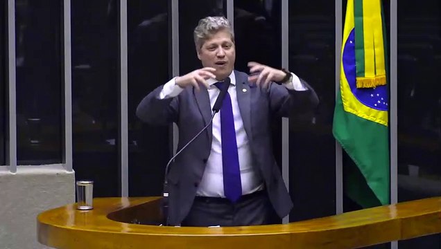 Marcel Van Hattem desabafa sobre Moraes: Ditador.