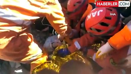 Depremde kurtarılan Aleyna, üniversiteye yerleşti