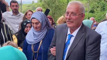 Kaçırdığı eşine 36 yıl sonra düğün yaptı