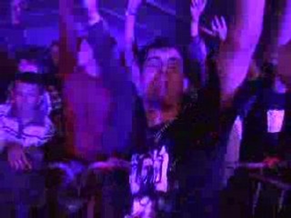 Betizfest - Lofofora - Buvez du C*l le 13.04