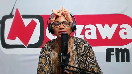 في ظل ارتفاع درجات الحرارة واستهلاكنا المتزايد المشروبات و الاكلات الباردة  كيفاش نستفيدو منها من غير ما نضرو بصحتنا   مختصة التغذية مريم التوكابري