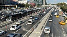 İstanbul'da 'Beyaz Yol' çalışması trafiği aksattı