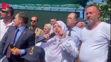 AKP'li Mihalgazi Belediye Başkanı Zeynep Akgün'ün konuşması halk tarafından protesto edildi