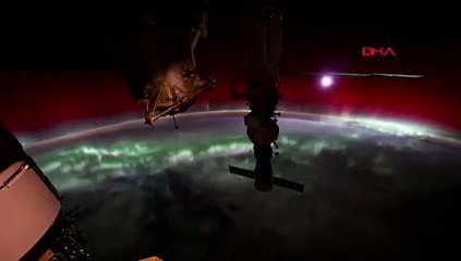 NASA astronotu, güneşin doğuşunun görüldüğü bir video paylaştı