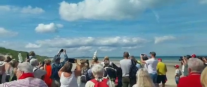 Vol de colombes lors de la bénédiction de la mer de Bray-Dunes