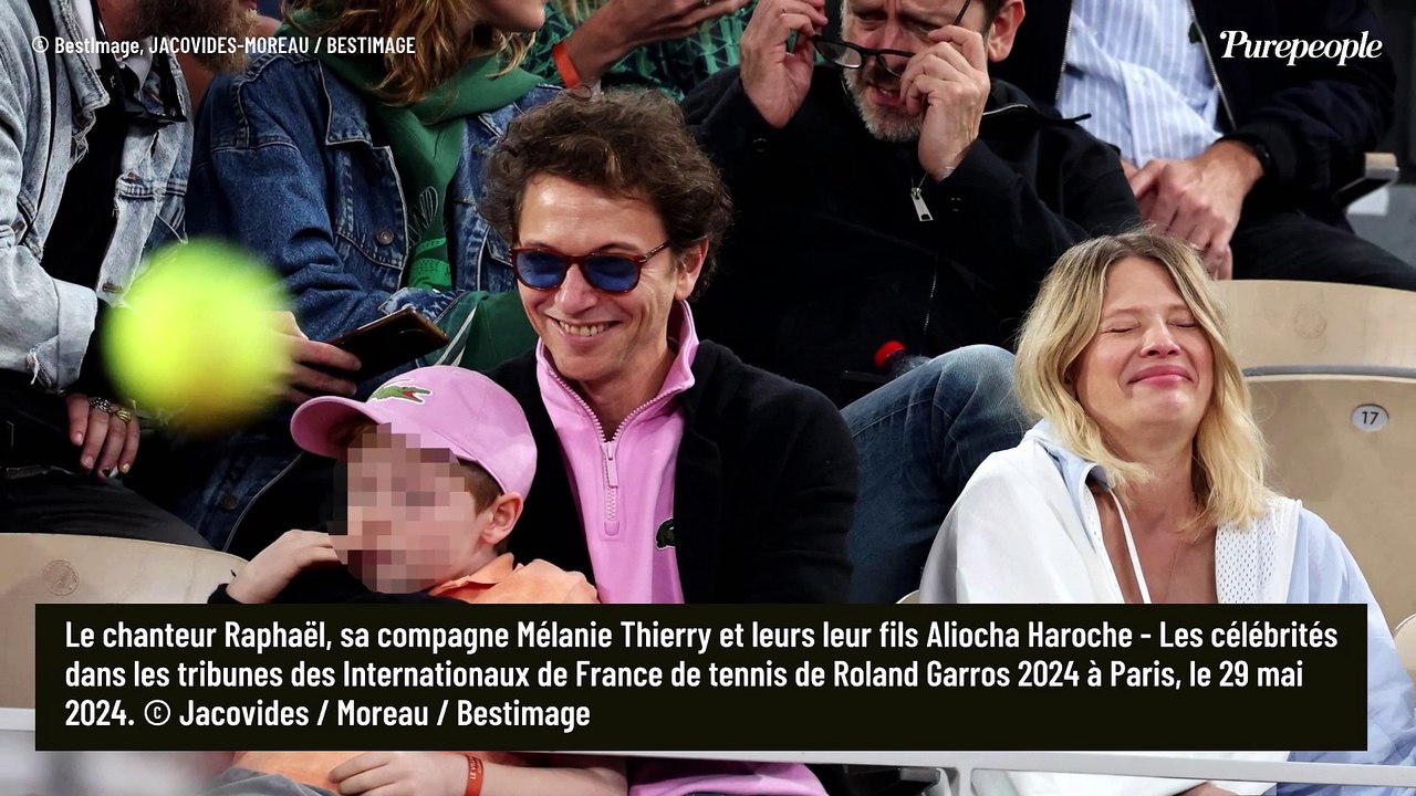 Mélanie Thierry révèle les dessous de sa rencontre avec Raphaël, une chanteuse impliquée dans la naissance de leur d'amour