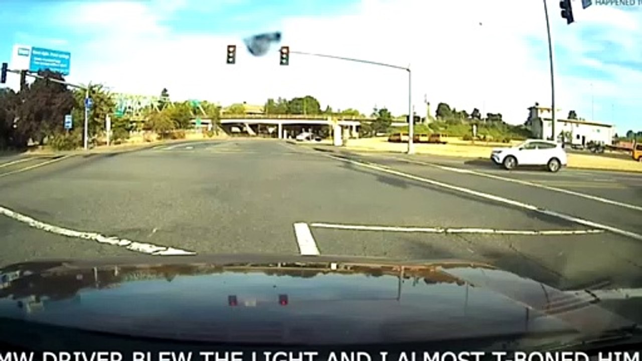 Why can't old people see traffic lights?