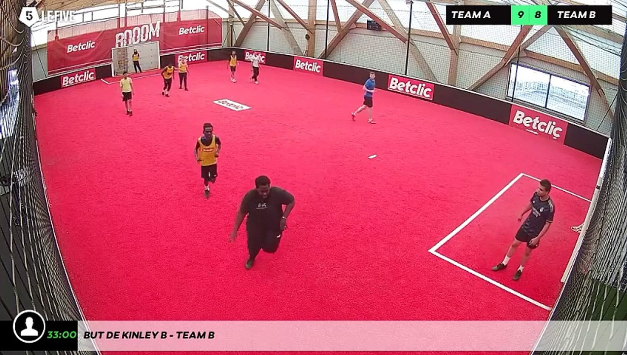 But de Kinley B - Team B