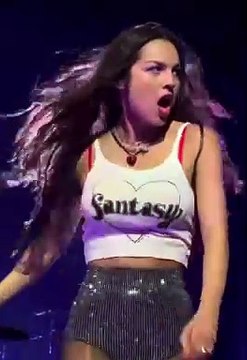 Olivia Rodrigo I wanna get him back live from the Guts Tour