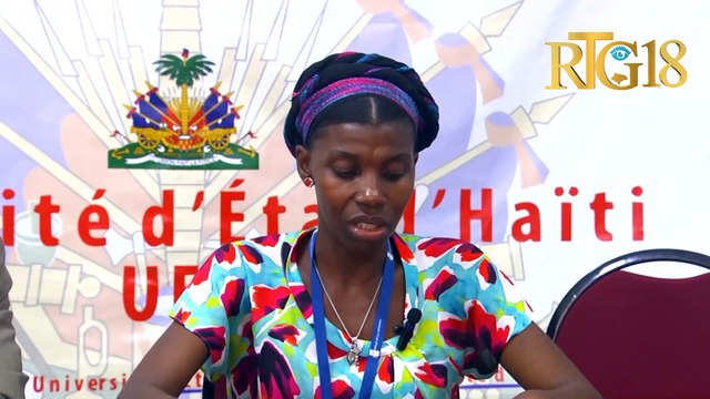 Plizyè responsab nan Inivèsite Leta Dayiti atravè edisyon UEH la prezante ak piblik la plizyè liv.