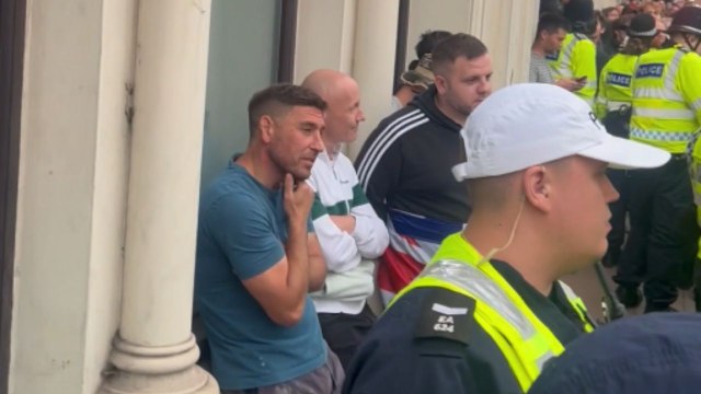 Brighton citizens rally in large numbers to oppose far-right rioters