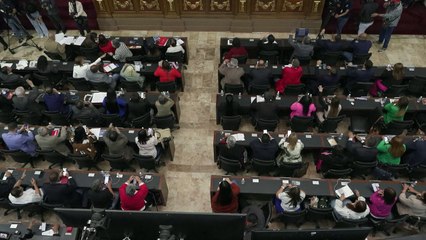 Venezuela aprueba ley para regular ONGs, primera del paquete por crisis postelectoral