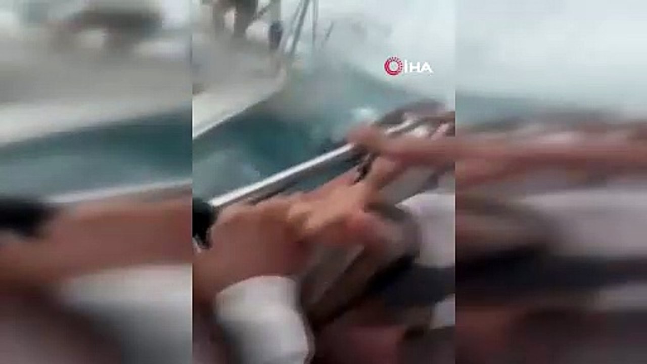 Tatil cenneti, cehenneme döndü: Onlarca tekne alabora oldu