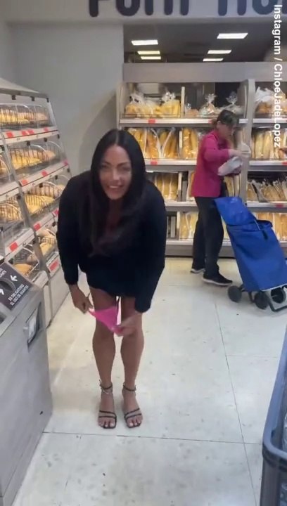 Moment British model leaves knickers in Spanish supermarket