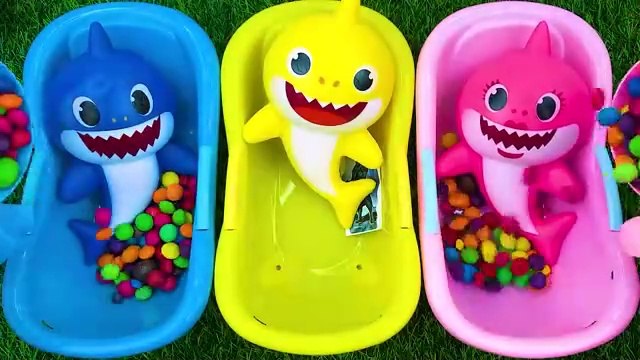 Satisfying ASMR l Magic Bathtubs with Rainbow Kinetic Sand M&M's & Skittles Candy Mixing Cutting