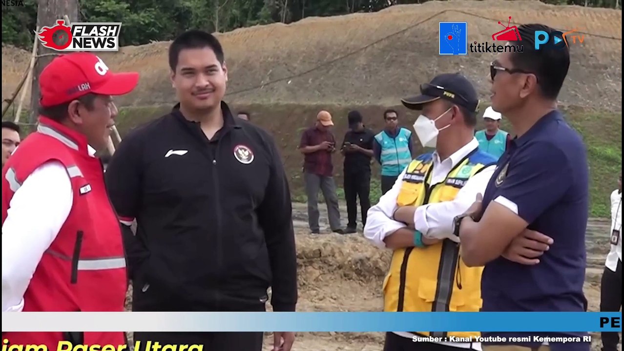 Dampingi Presiden Menpora Tinjau Lapangan Sepak Bola Sport Center Ibu Kota Negara
