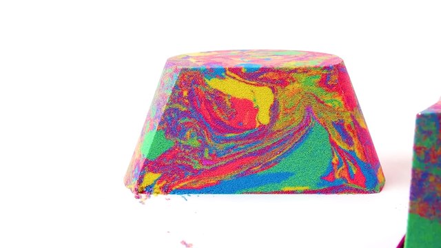 Satisfying Slices _ Creatorverse _ Kinetic Sand ASMR Videos for Kids