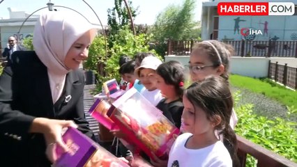 Bakan Göktaş, Gazzeli çocukların oyunlarına eşlik etti