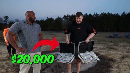 Would You Sit In Snakes For $10,000？