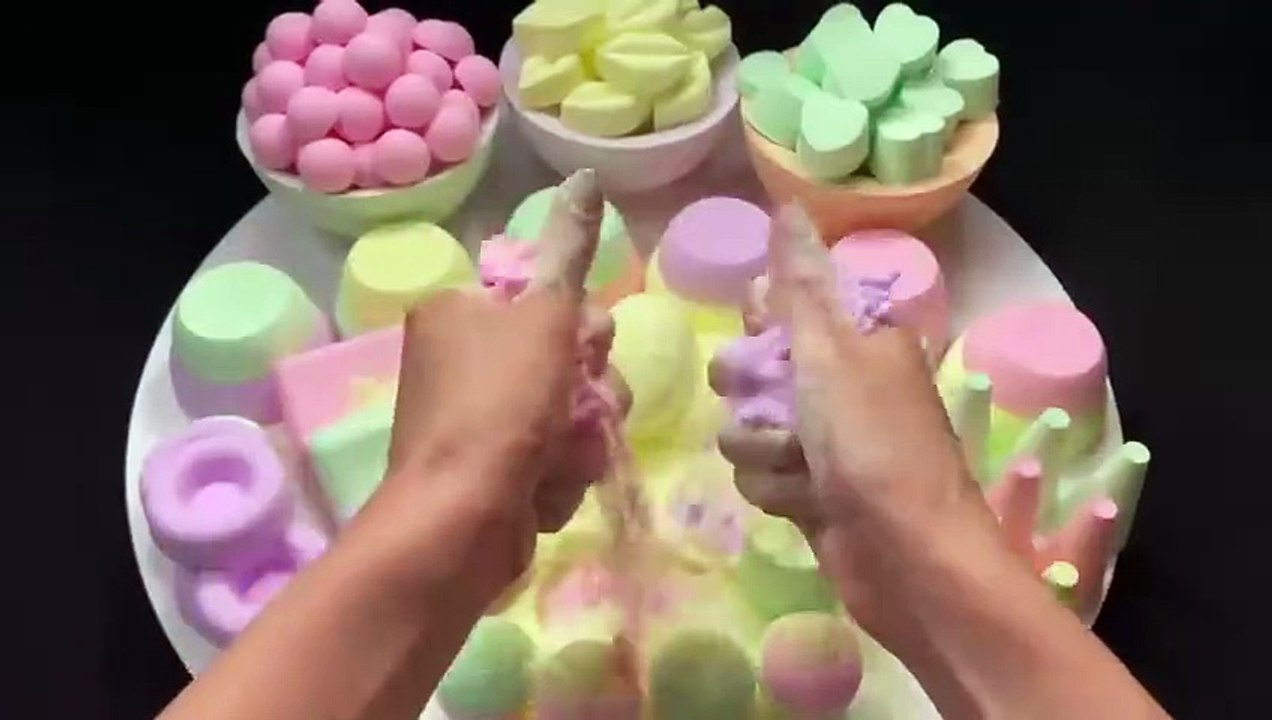 bright colors -  The sound of crushing  baking soda - #ASMR