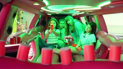 Diana's First Job and Other Challanges with Friends | Diana and Roma