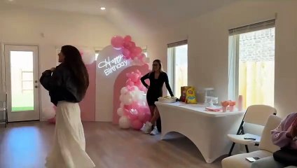 TELLING OUR FRIENDS WE’RE PREGNANT! #dailymotion #foryou #pregnant