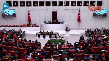 Ahmet Şık'tan AKP sıralarına: Birazcık ahlak sahibi olsanız bu adam (Bekir Bozdağ) meclisi yönetemez